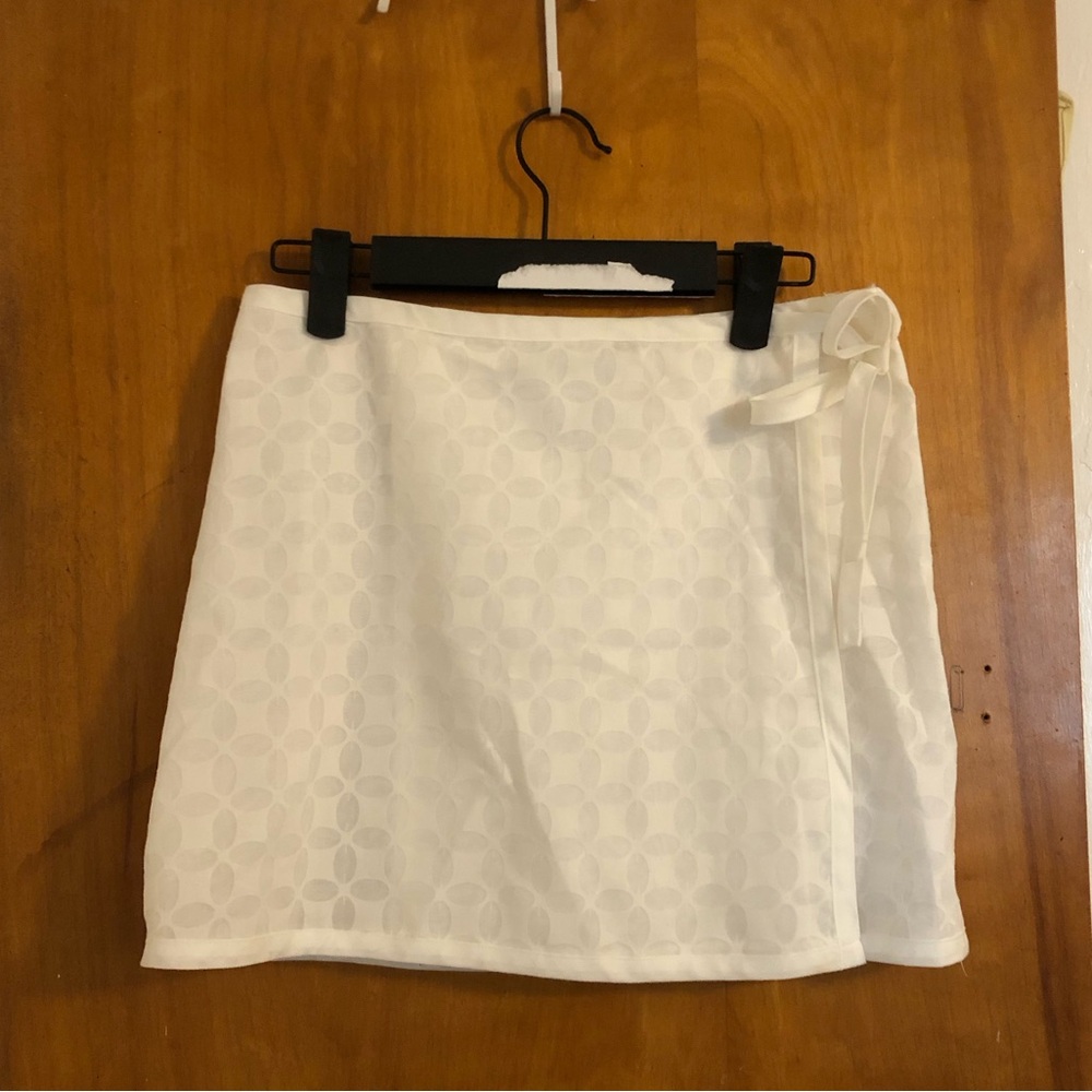 Express | White Wrap Skirt